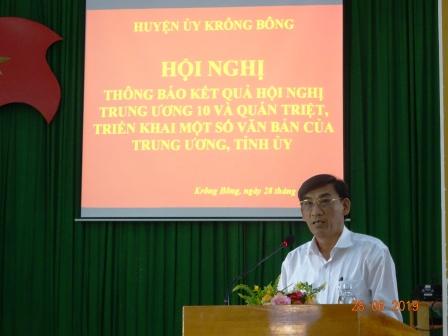 Huyện ủy Krông Bông  tổ chức Hội nghị thông báo kết quả Hội nghị Trung ương 10 và quán triệt, học tập một số văn bản của Trung ương, Tỉnh ủy